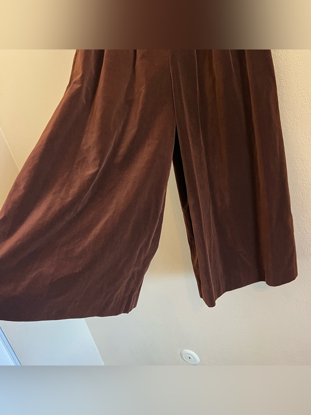Vintage Brown Velvet Wide Leg Cropped Pant - Picture 4 of 14